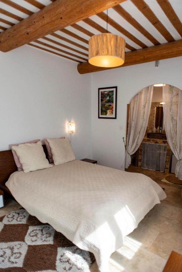 Bed and Breakfast Les Manaux en Provence à Roquevaire Extérieur photo