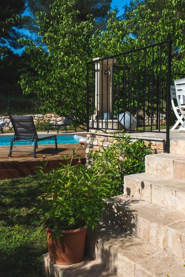 Bed and Breakfast Les Manaux en Provence à Roquevaire Extérieur photo